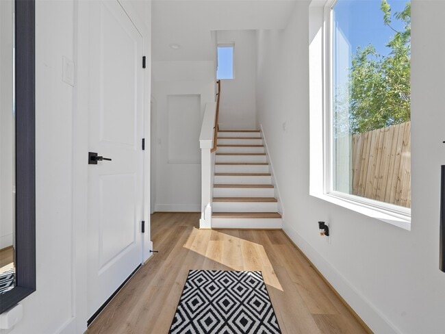Photo - 1807 Lee St