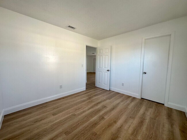 Photo - 3 Bedroom Duplex Unit 4522