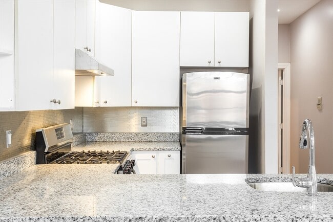 Photo - 534 Tremont St