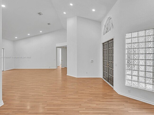 Photo - 3420 Washington Ln