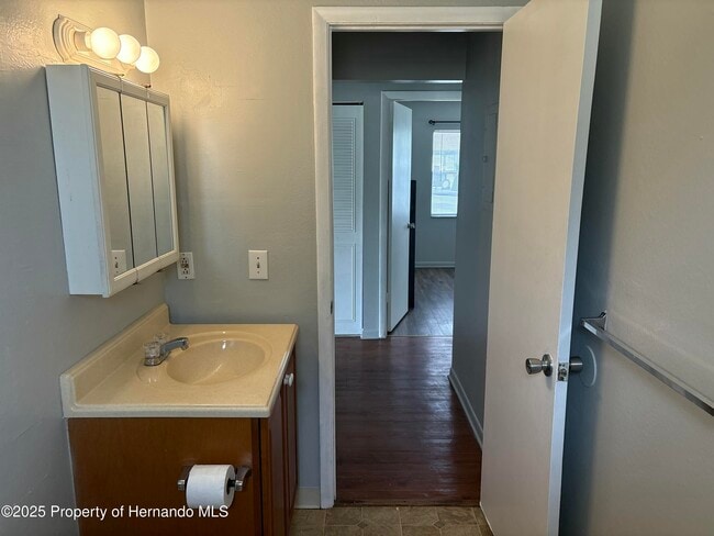 Photo - 10314 Usher St