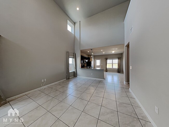 Photo - 1129 La Conterra Blvd