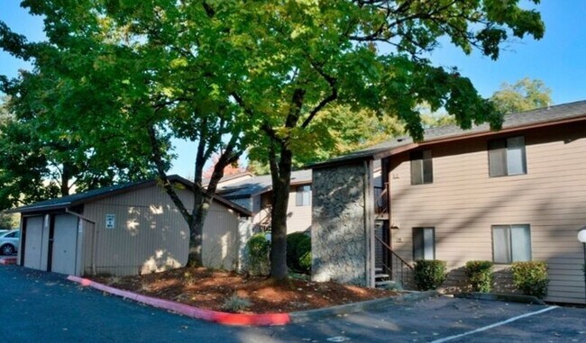 Photo - 20125 SW Tualatin Valley Hwy Unit 12