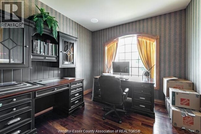 Photo - 303 Shoreview Cir