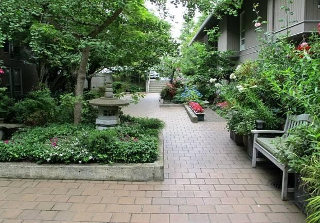 Photo - 860 100th Ave NE