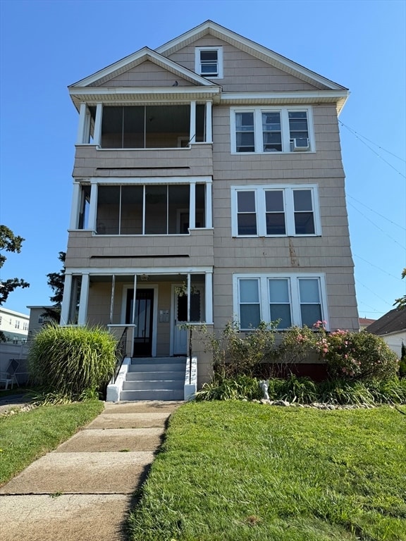 Photo - 17 Millbrook St Unit 2