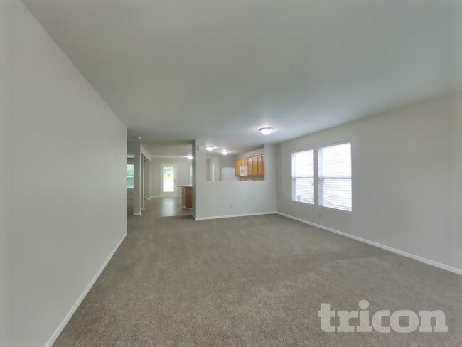 1413 Bluestem Dr