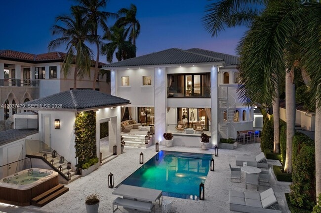 Building Photo - 176 S Hibiscus Dr