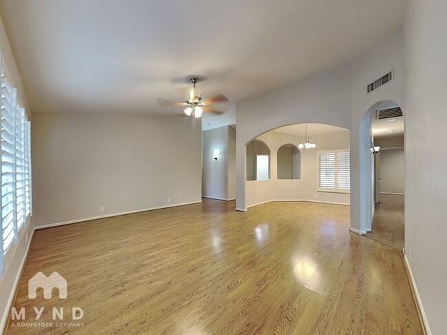 Photo - 10257 W Pasadena Ave