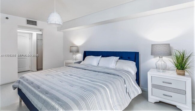 Photo - 1200 Brickell Bay Dr Unit 1808