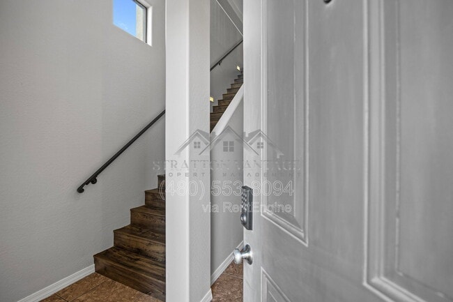 Photo - 5998 N 78th St