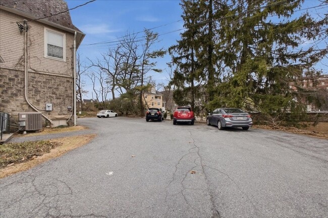 Photo - 825 Delaware Ave Unit 825 Delaware Avenue, B2
