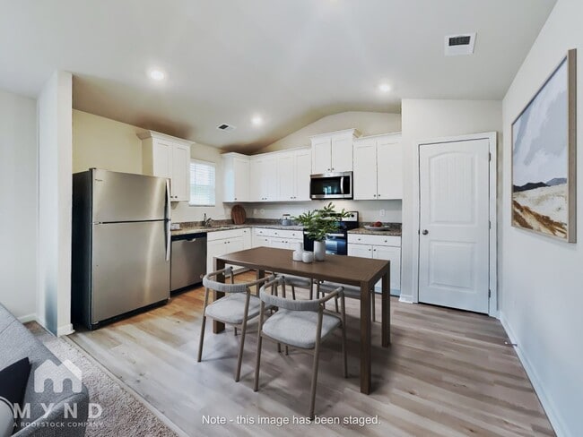 Photo - 79 New Villas St