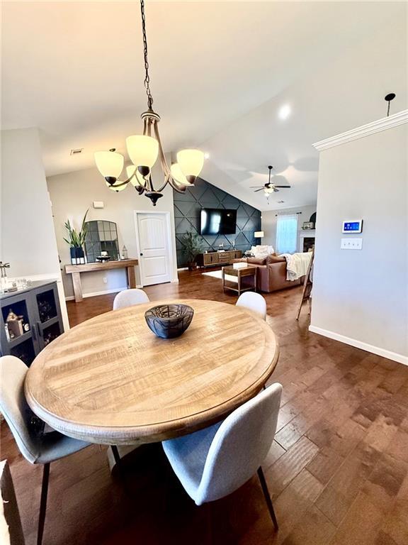 Photo - 320 Cranmore Pl