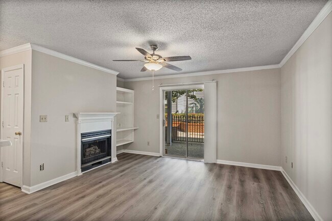 Photo - 619 Granville Ct