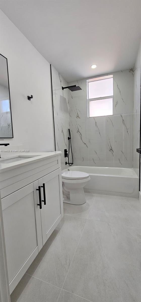 Photo - 2425 SW 6th St Unidad 4