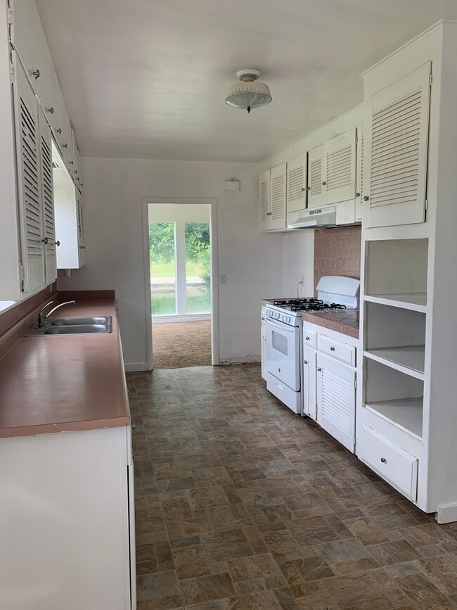 Photo - 3 bed / 1 ba country house - Live Oak