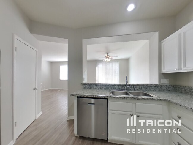 Photo - 1300 Pecan Tree Ct