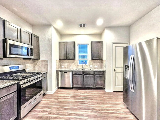 Photo - 152 Witchhazel Way