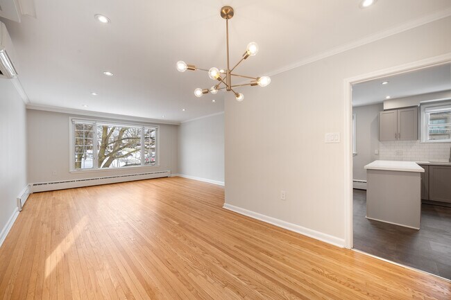 Photo - 207 St Clements Ave