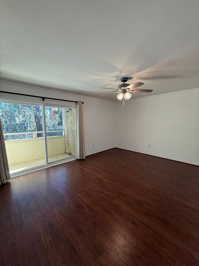 Photo - 2 bedroom 2.5 bath condo for rent