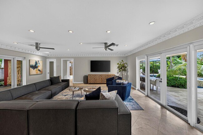 Photo - 4401 NE 19th Ave