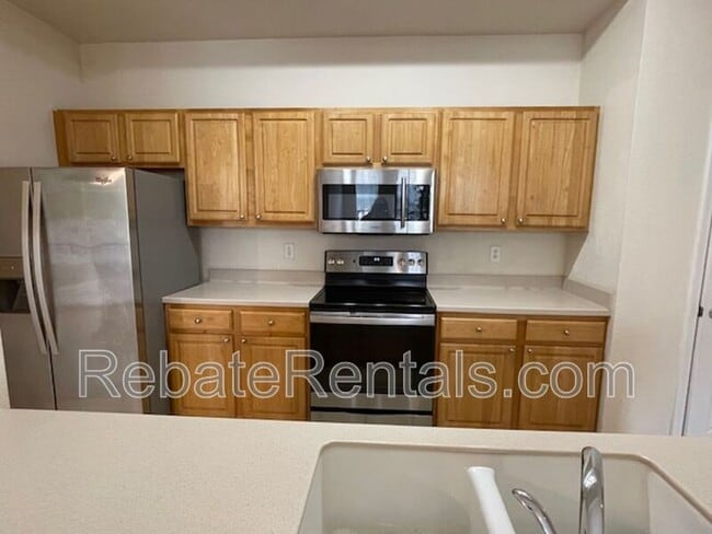 Photo - 10075 Gate Pkwy N Unit #2607