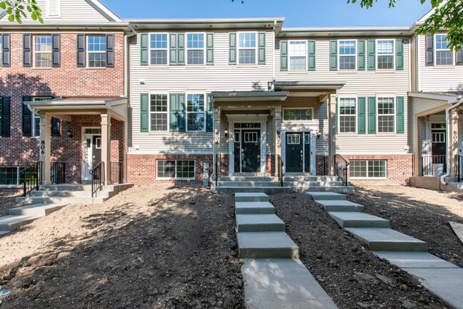 Photo - 804 Neubauer Circle Townhome