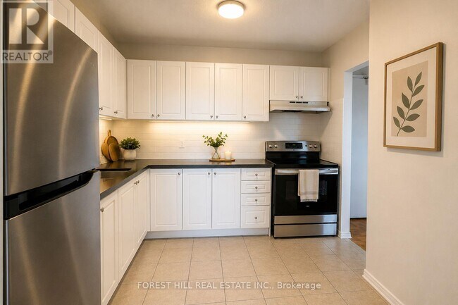 Photo - 2590 Argyle Rd