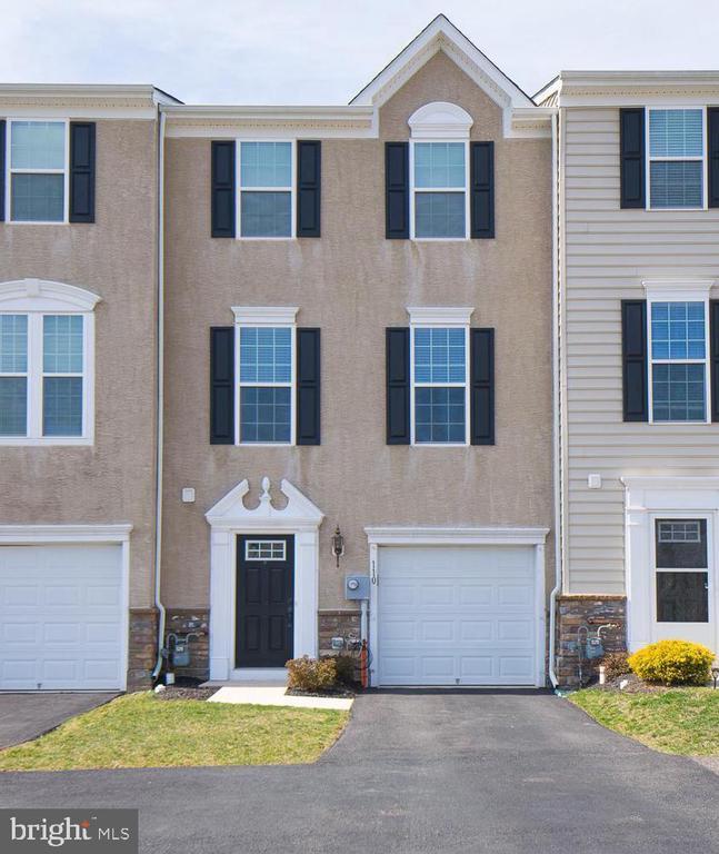 Photo - 110 Topaz Dr Townhome