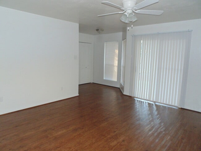 Photo - 2606PK Unidad A