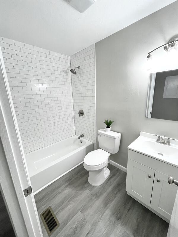 Photo - 338 Milburn Dr