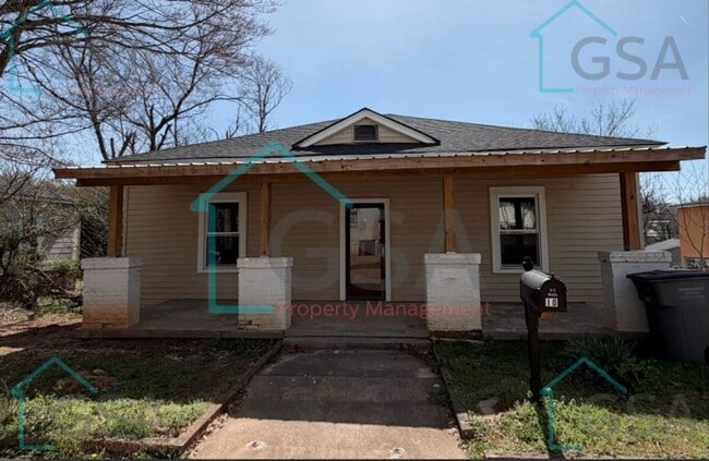 Building Photo - 2 Bedroom 1 Bath Available!