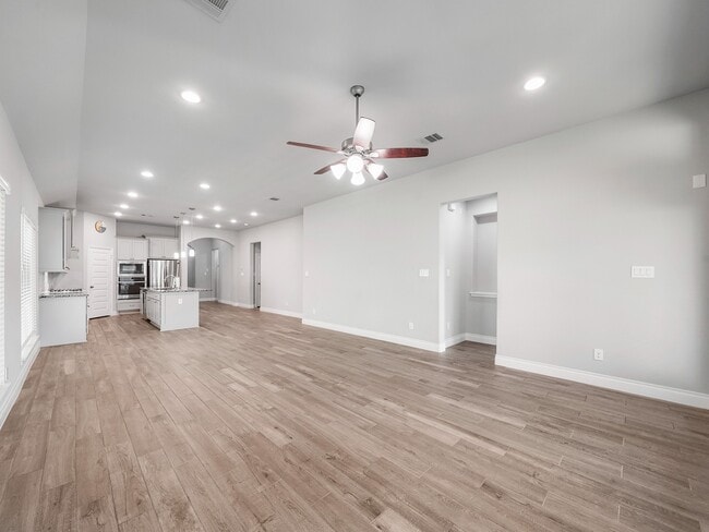 Building Photo - 15039 Montezuma Quail Dr