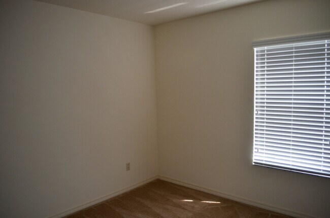 Photo - Cute 3/2.5 Townhouse with 2-Car Garage in Turtle Creek