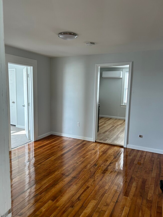 Photo - 11 Groton Pl Unit 2