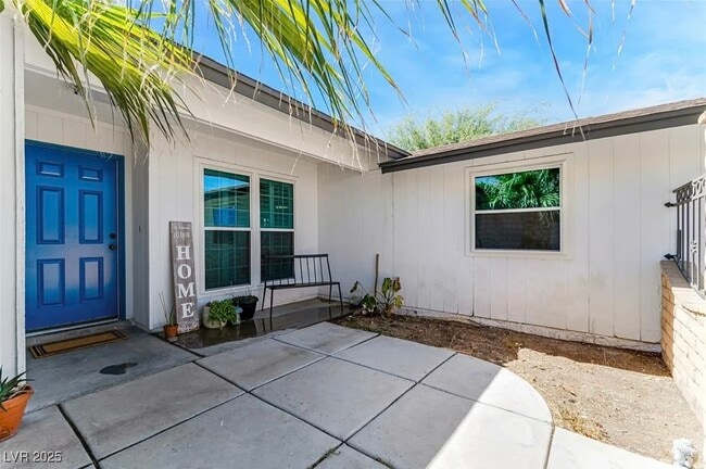 Photo - 4765 Monterrey Ave