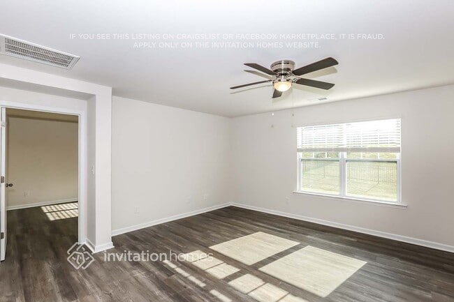 Photo - 168 Cassius Dr