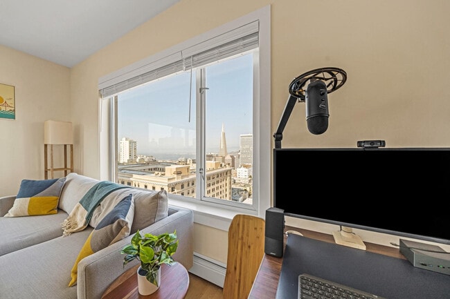 Photo - 899 Pine St Unidad SI FL17-ID354754P