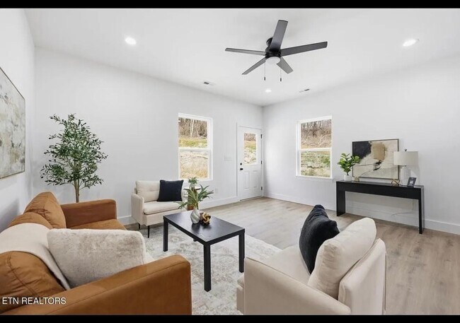 Photo - 3429 Garden Dr