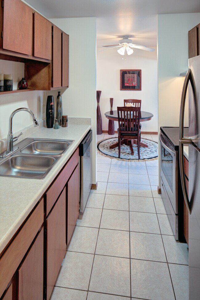 Photo - Midvale Heights Apartments