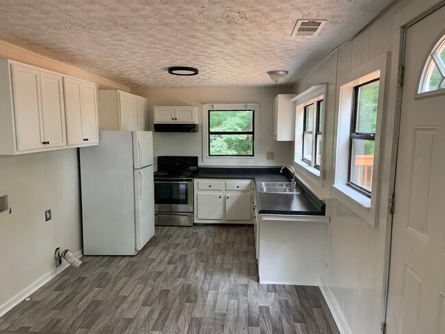 Photo - 407 Pless Rd Unit A