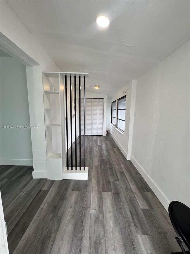 Photo - 5611 SW 38th St