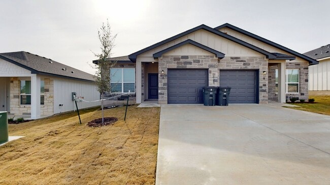 Building Photo - BRAND NEW DUPLEX AT THE PRESERVE!!!!