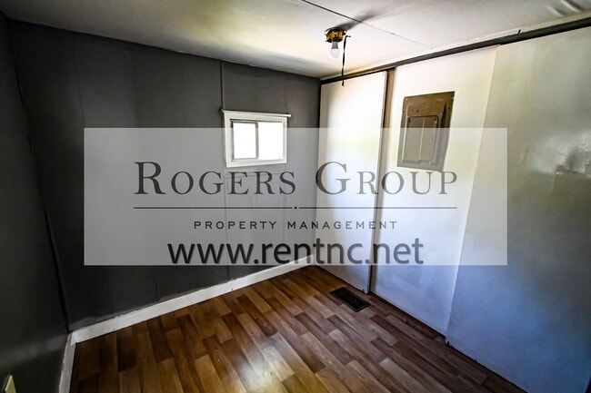 Photo - 124 Park Dr