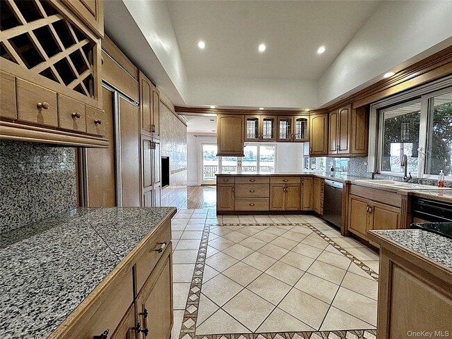 Photo - 1090 Bayhead Dr