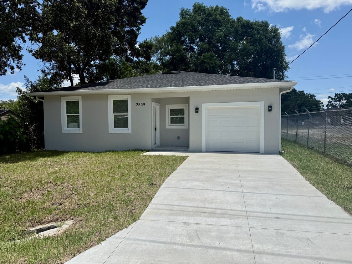 Brand New Home located in the heart of Tampa! - Brand New Home located in the heart of Tampa!