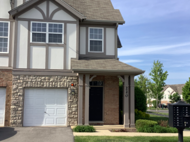 Photo - 870 June Ter Townhome