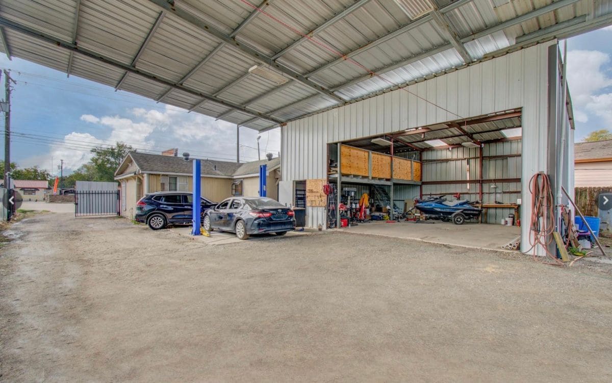 Photo - 2125 Aldine Bender Rd