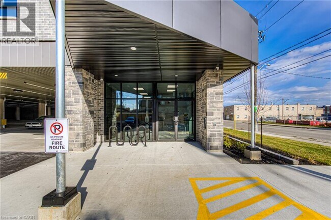 Photo - 30 George St S Unit 311